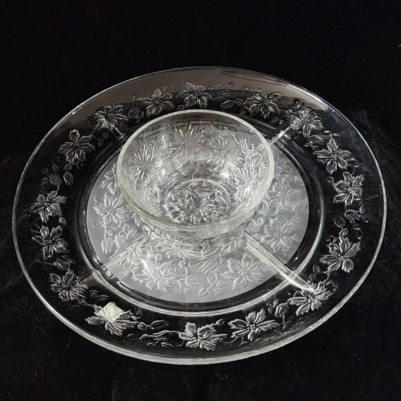 Princess House Fantasia Divided Appetizer Dip Plate 13" charcuterie chip snack p - Picture 3 of 11